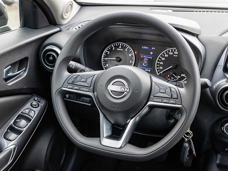 Nissan Juke DIG-T DCT acenta Navi+Komfort+Kamera+LED+SHZ+Klimaaut+Temp+DAB+Bluet
